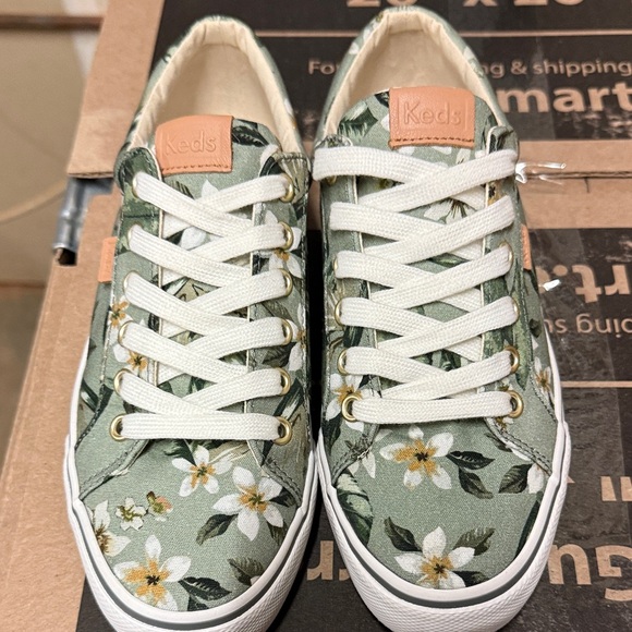 Keds Women's Green Floral Canvas Sneakers - Picture 1 of 5